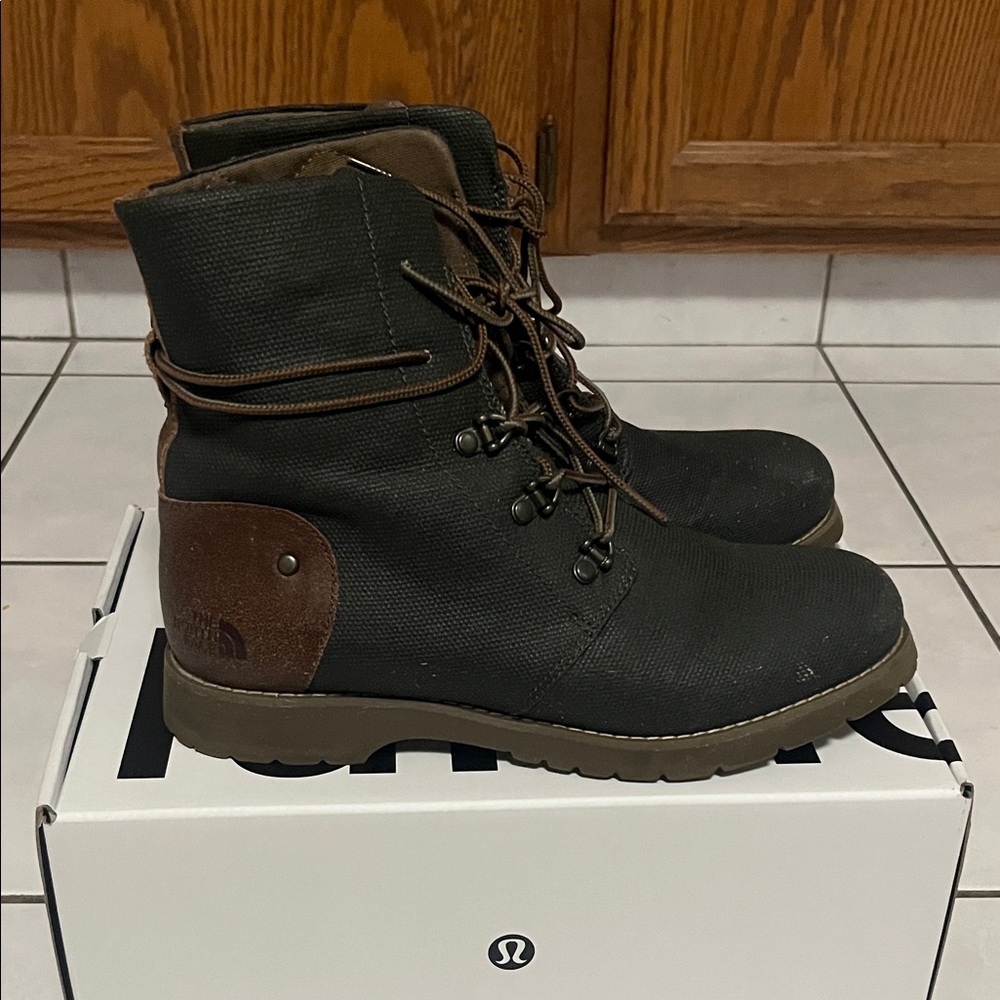 The North Face Men's Dark Gray and Brown Boots